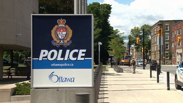 Ottawa police disperse unauthorized car meet in Kanata