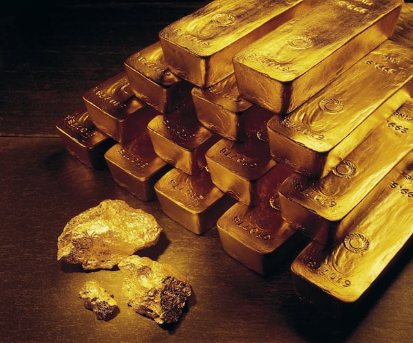 U.S. arrests ex-CIA official with US$40 million in gold at home